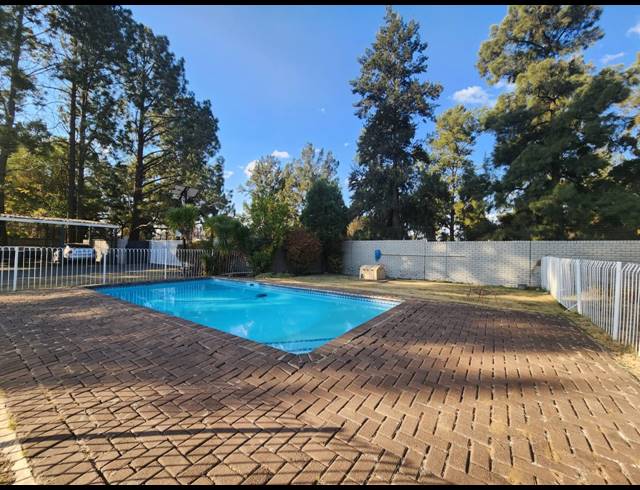 1 BEDROOM FLAT SOLD IN THREE RIVERS PROPER
